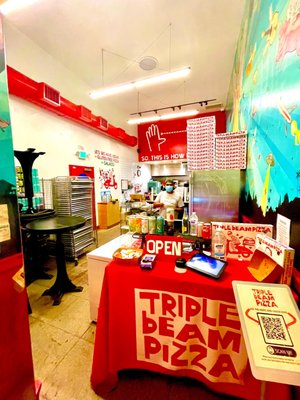 Triple Beam Pizza by null