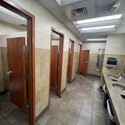 Flying J Travel Center - Clean and roomy