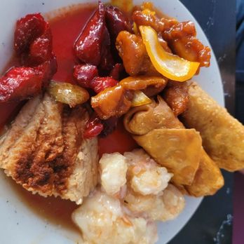 Hunan House - a plate of food on a table - Chinese Near Me - Christiansburg, Virginia Hunan House - a plate of food on a table - Chinese Near Me - Christiansburg, Virginia