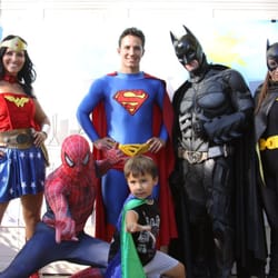 Best Party Ever - All good heroes know how to pose!