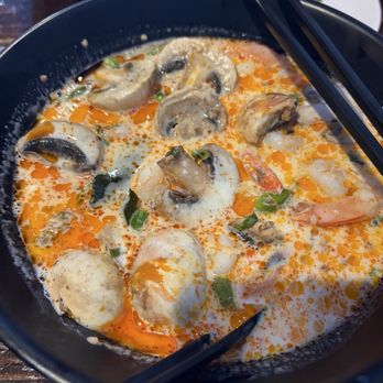 PCH Noodles - Tom-kha shrimp ramen - Thai Near Me - Lomita, California PCH Noodles - Tom-kha shrimp ramen - Thai Near Me - Lomita, California
