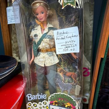 Antiques on 1st - Antiques Near Me - Willmar, Minnesota