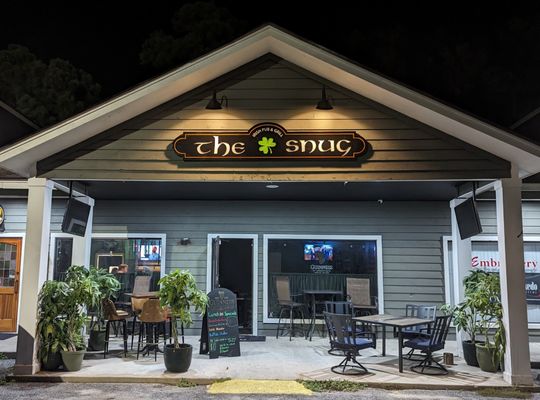The Snug Irish Pub by null
