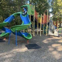 Dan Nicholas Park - Large playground!!!