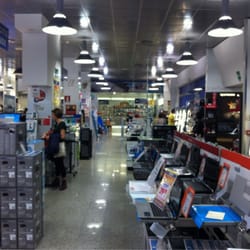 Euronics Nova - Salone principale - Reparto informatica