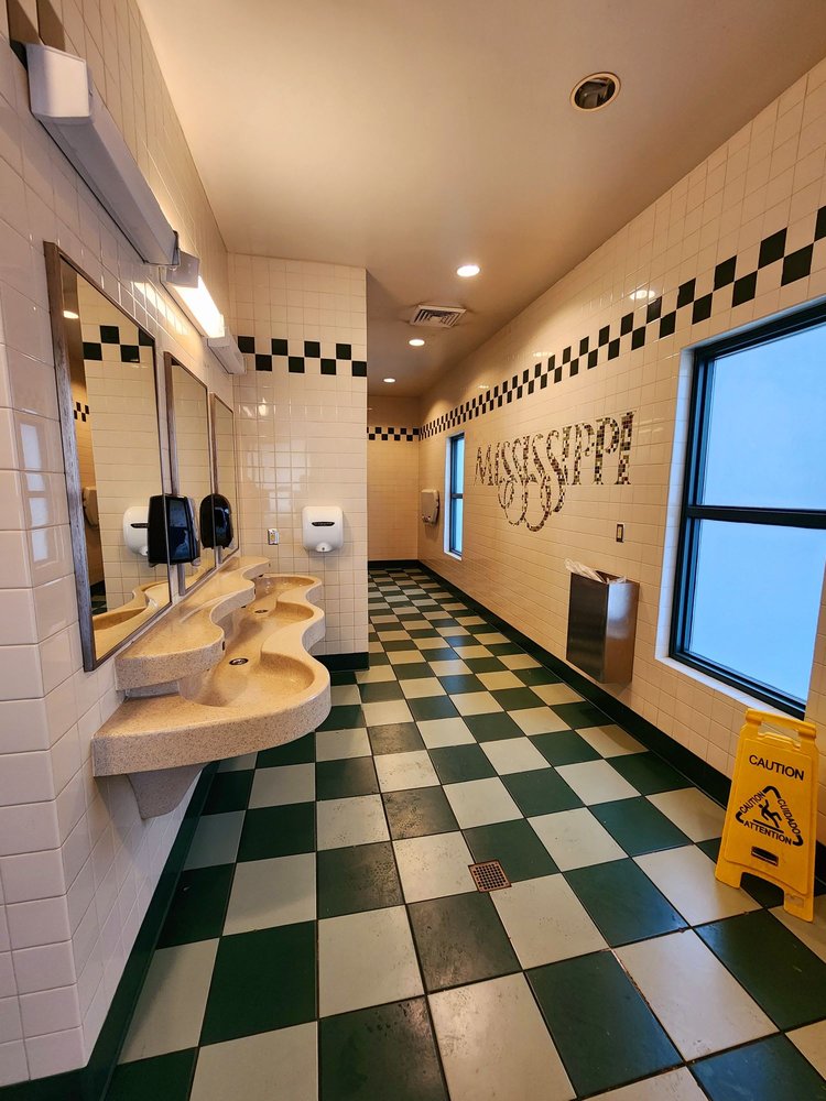 SCOTT COUNTY 120 WESTBOUND REST AREA Updated September 2024 19