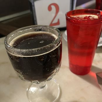Big Ed's Pizza - Goblet of beer - Pizza Near Me - Oak Ridge, Tennessee