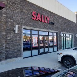 Sally Beauty - Store entrance