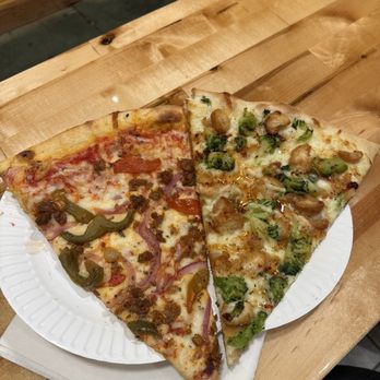 Pizzeria L’Angolo - Sausage peppers and onion (left) / Chicken and broccoli hot honey (right) - Pizza Near Me - Philadelphia, Pennsylvania Pizzeria L’Angolo - Sausage peppers and onion (left) / Chicken and broccoli hot honey (right) - Pizza Near Me - Philadelphia, Pennsylvania