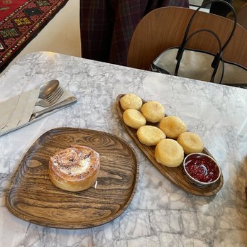 TARY Coffee - Cinnamon roll Baursak - Coffee & Tea Near Me - Chicago, Illinois TARY Coffee - Cinnamon roll Baursak - Coffee & Tea Near Me - Chicago, Illinois