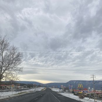 Quality Inn - Off to work, main road. - Hotels Near Me - Luray, Virginia