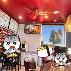 Yo Sushi - Indoor vibe