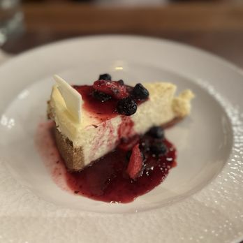 Haywire - White chocolate cheesecake with berry compote - New American Near Me - Austin, Texas
