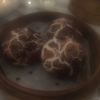 唐宮小聚 - You can't miss this truffle bun . World class standard - Dim Sum Near Me - Hong Kong, HK 唐宮小聚 - You can't miss this truffle bun . World class standard - Dim Sum Near Me - Hong Kong, HK