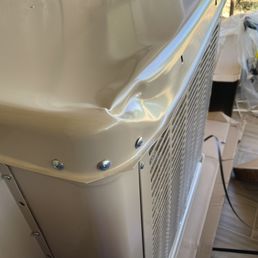 First unit came damaged. No access to this side because it was crushed in. First unit came damaged. No access to this side because it was crushed in.