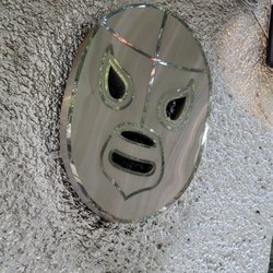 El Hijo del Santo, "El Enmascarado de Plata".