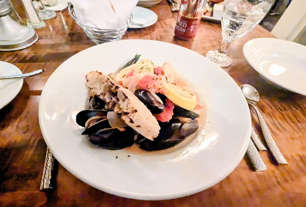 1801 Tavern At Grafton Restaurant Logo