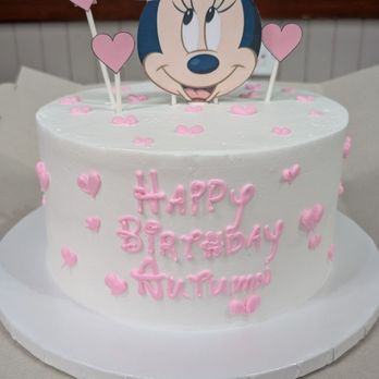 La Familia Bakery - Chocolate cookies & cream Minnie mouse birthday cake. They did such a great job! - Bakeries Near Me - Hesperia, California La Familia Bakery - Chocolate cookies & cream Minnie mouse birthday cake. They did such a great job! - Bakeries Near Me - Hesperia, California
