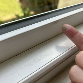 D&S Window Cleaning - Window Washing Near Me