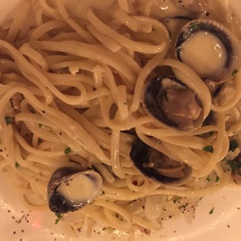 The Hideout Kitchen - pasta with clams - New American Near Me - Lafayette, California