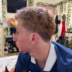 Selma Barber and Beauty Shop - Fresh new cut!!
