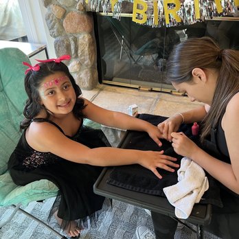 SPArkle Parties - Mani station - Party & Event Planning Near Me