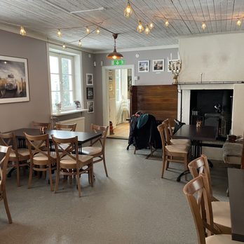 Brostugan - Dining area - Patisserie/Cake Shop Near Me - Drottningholm