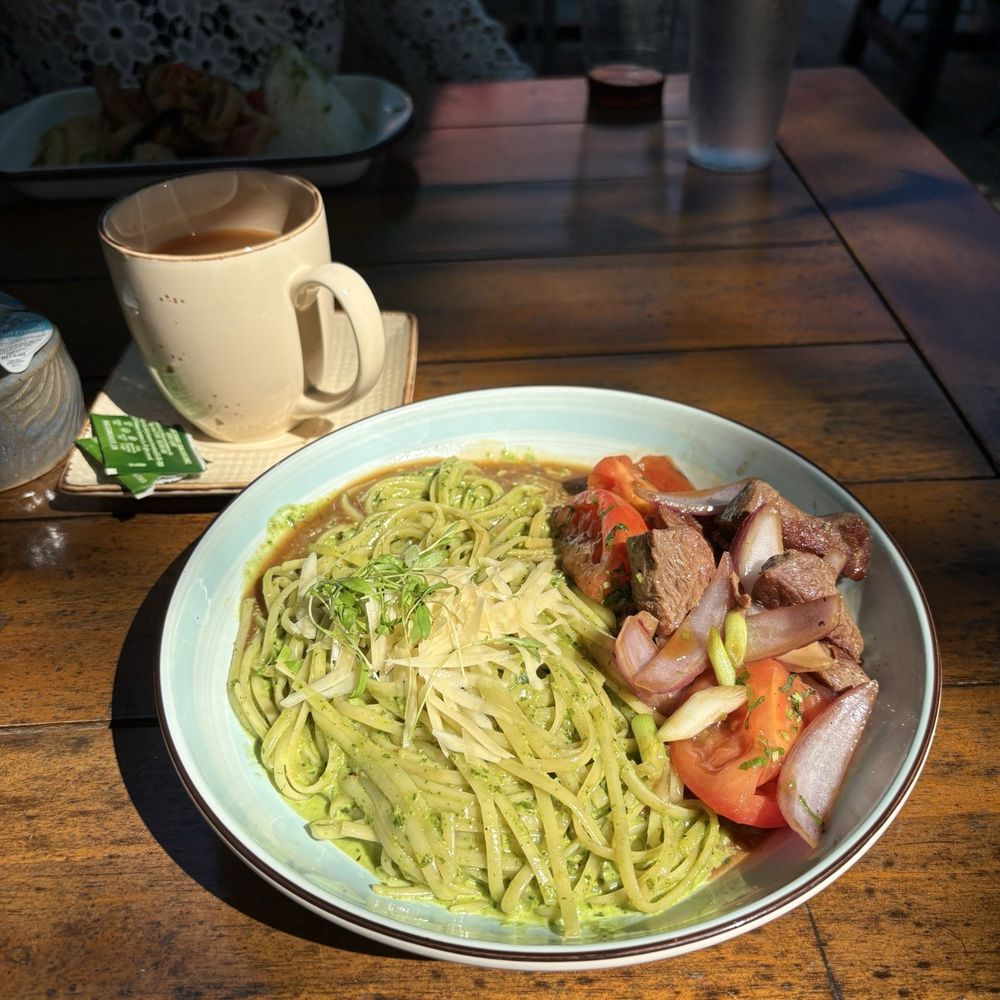 Cafe De Martin - Tallarines Verdes with steak - Peruvian Near Me - Tallahassee, Florida