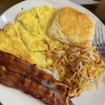 Red Oak Cafe - 2 Egg Breakfast - Breakfast & Brunch Near Me - League City, Texas