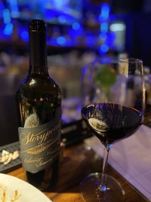 Mezzo Bistro & Bar by null