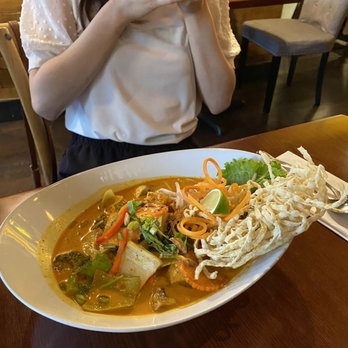 Bolan Thai Cuisine - Khao soi - Thai Near Me - Toronto, Ontario Bolan Thai Cuisine - Khao soi - Thai Near Me - Toronto, Ontario