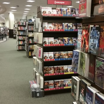 Barnes & Noble - Bookstores Near Me - West Hartford, Connecticut