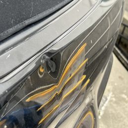 Vandalism dent Vandalism dent