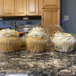 Classic Cake - Cupcakes