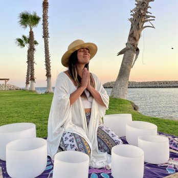 Lunar Enlightenment - Visit lunarenlightenment.com to learn more about upcoming sound baths and events. - Reiki Near Me - Encinitas, California