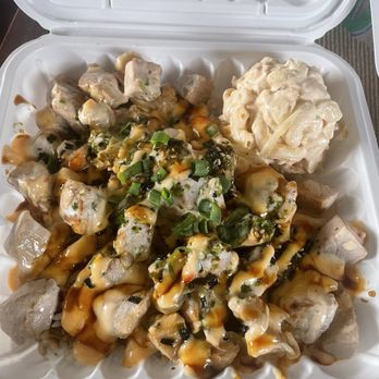 Da Bald Guy - Pan-Fried Poke - Food Trucks Near Me - Kahuku, Hawaii