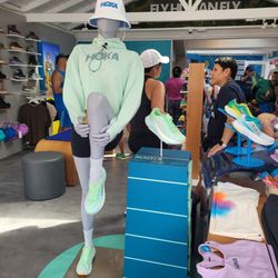HOKA Store -Venice