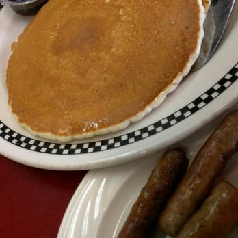 Junior's Cafe & Grill - Diners Near Me - Eagan, Minnesota Junior's Cafe & Grill - Diners Near Me - Eagan, Minnesota