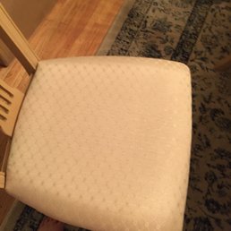 Dining room chair was never cleaned since i brought 26 yrs ago. Looks brand new !!! Dining room chair was never cleaned since i brought 26 yrs ago. Looks brand new !!!