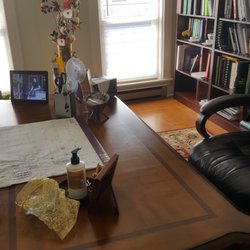 Eastern & Western Medical Center - Consultation room