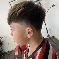 Low taper Textured top done by ilish the barber book today