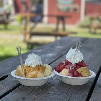 EZ Orchards Farm Market - peach and strawberry shortcakes - Fruits & Veggies Near Me - Salem, Oregon EZ Orchards Farm Market - peach and strawberry shortcakes - Fruits & Veggies Near Me - Salem, Oregon