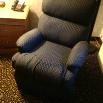 Super 8 by Wyndham Ashland - Hotels Near Me - Ashland, Ohio