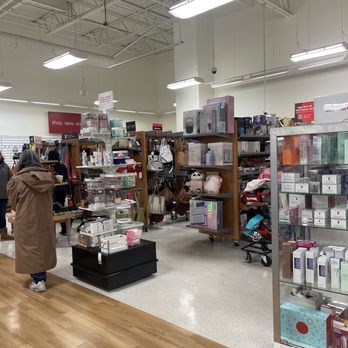 TJ MAXX - Updated June 2025 - 121 Photos & 85 Reviews - 3542 Jamison