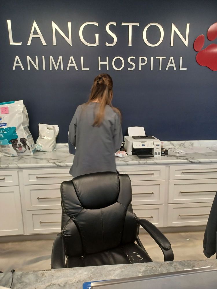 LANGSTON ANIMAL HOSPITAL Updated October 2024 27 Photos & 20 Reviews Gulf Shores, Alabama