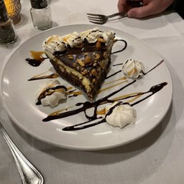 Snickers pie