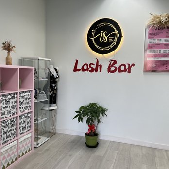 Lash Bar - Inside the store - Eyelash Service Near Me - Temple City, California