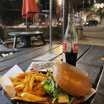 That Burger - That Italian Burger - Burgers Near Me - Austin, Texas