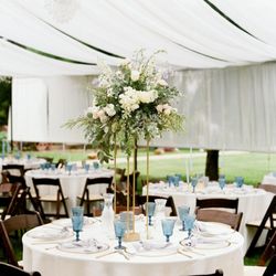 Little Red Hen - The Brides Table