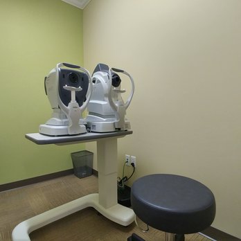 Eye Life Vision Center - Eyewear & Opticians Near Me - Southington, Connecticut Eye Life Vision Center - Eyewear & Opticians Near Me - Southington, Connecticut